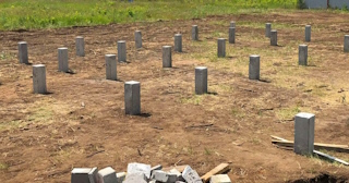 Фундамент на забивных жб сваях под ключ в Добрянке - фундамент из забивных железобетонных свай цена от 3198 руб/м2